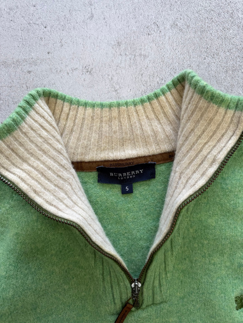Women's Vintage Burberry London Knitwear Sweater - M
