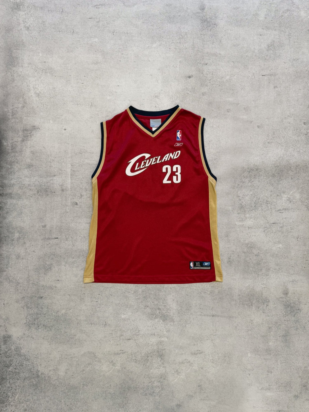 Reebok Cleveland Cavaliers NBA Jersey LeBron James - S