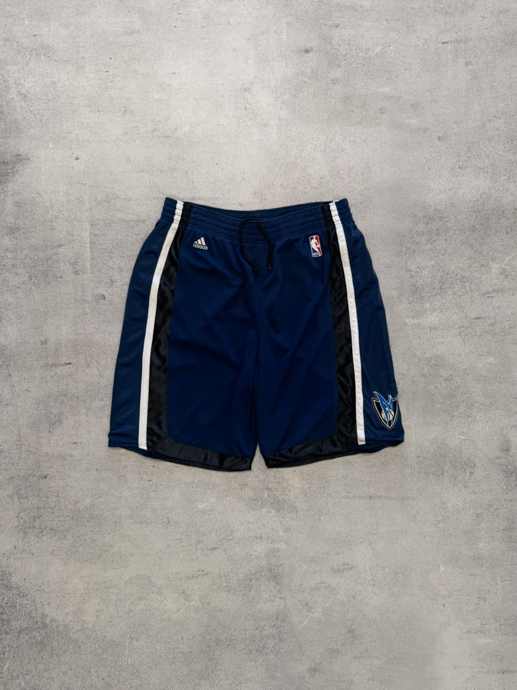 Adidas NBA Dallas Mavericks Basketball Shorts - M