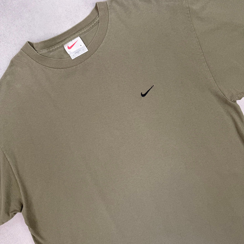 Nike T-Shirt - L