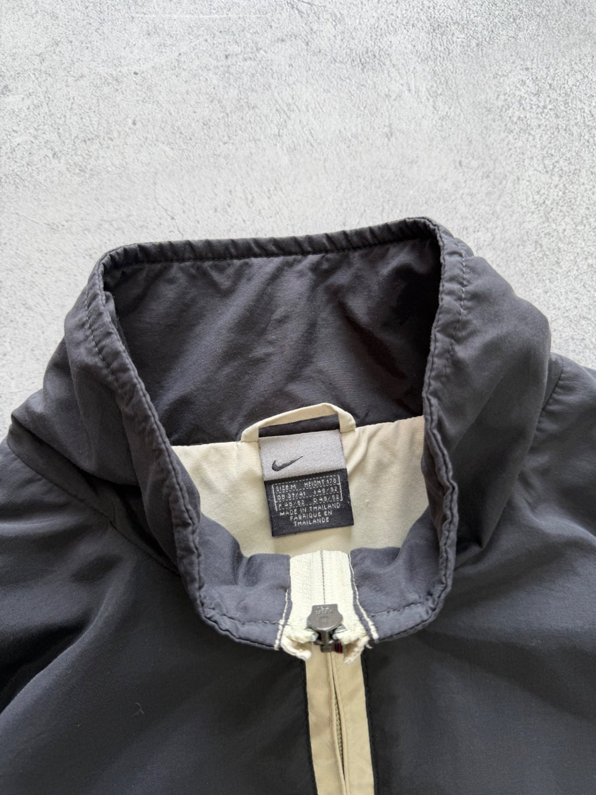 Vintage Nike Windbreaker Jacket - L