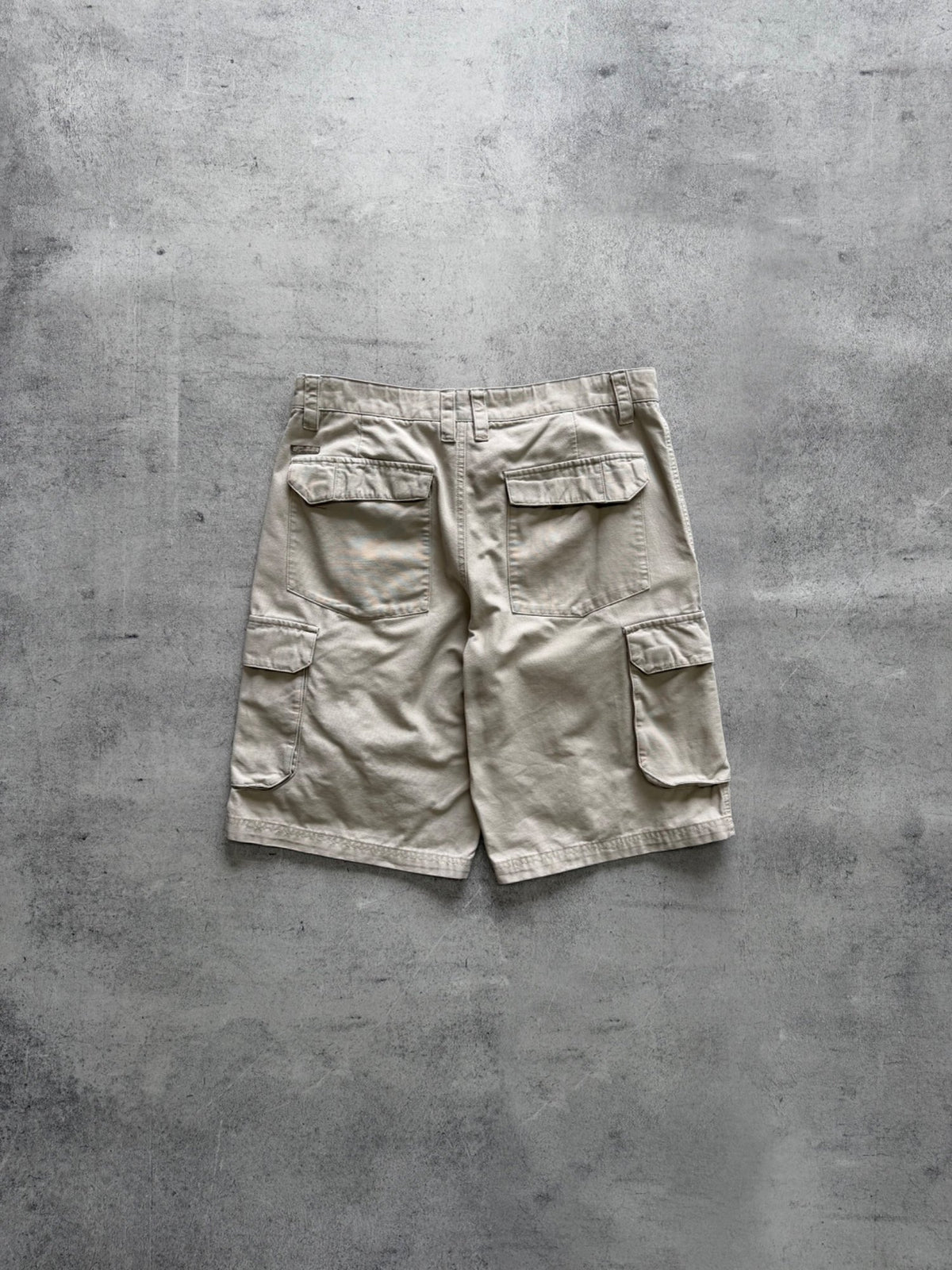 Vintage Columbia Cargo Shorts - W32