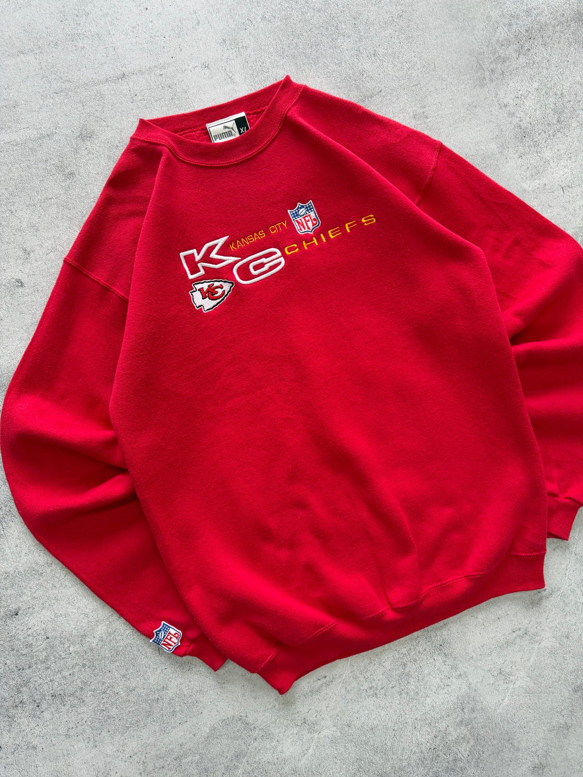 Vintage Puma Kansas City Chiefs NFL Sweatshirt - L