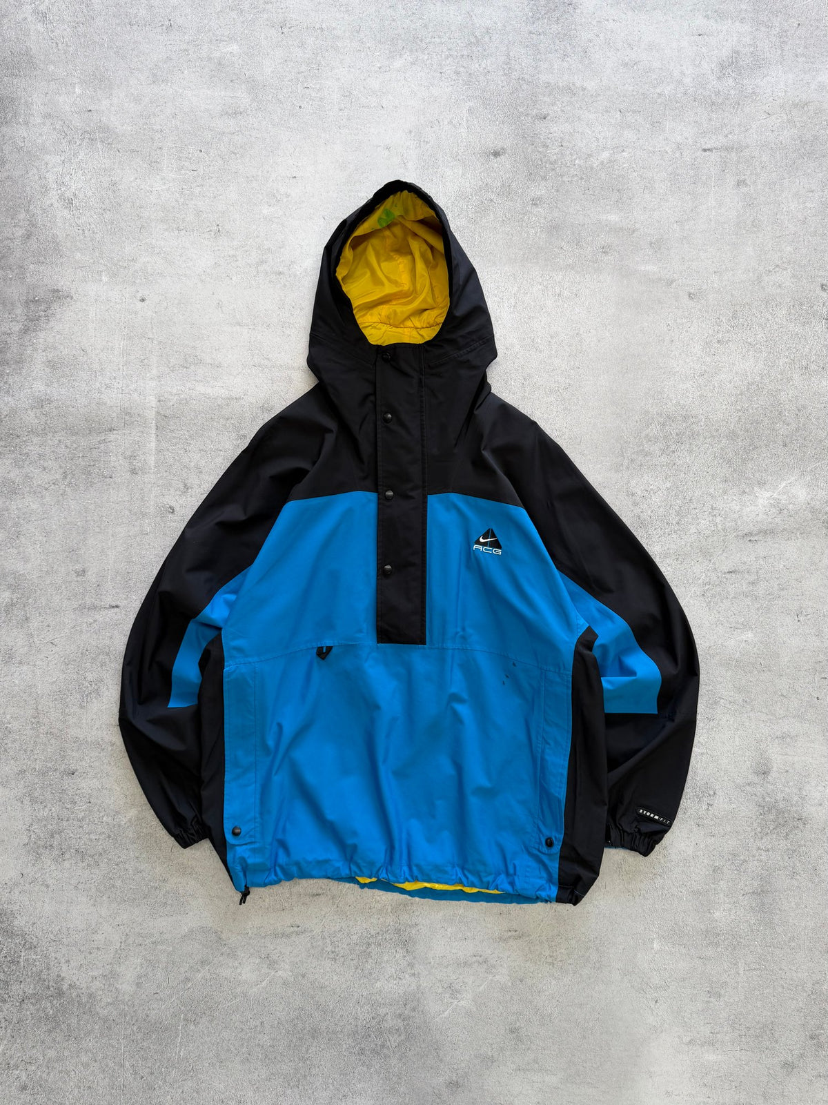 Vintage Nike ACG Storm-FIT Jacket - L