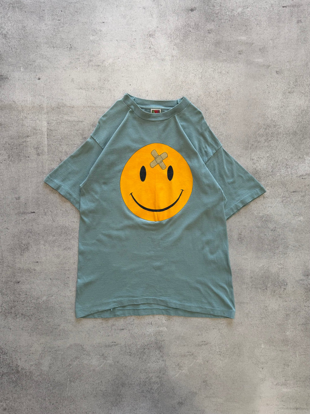 Vintage Smiley T-Shirt - L