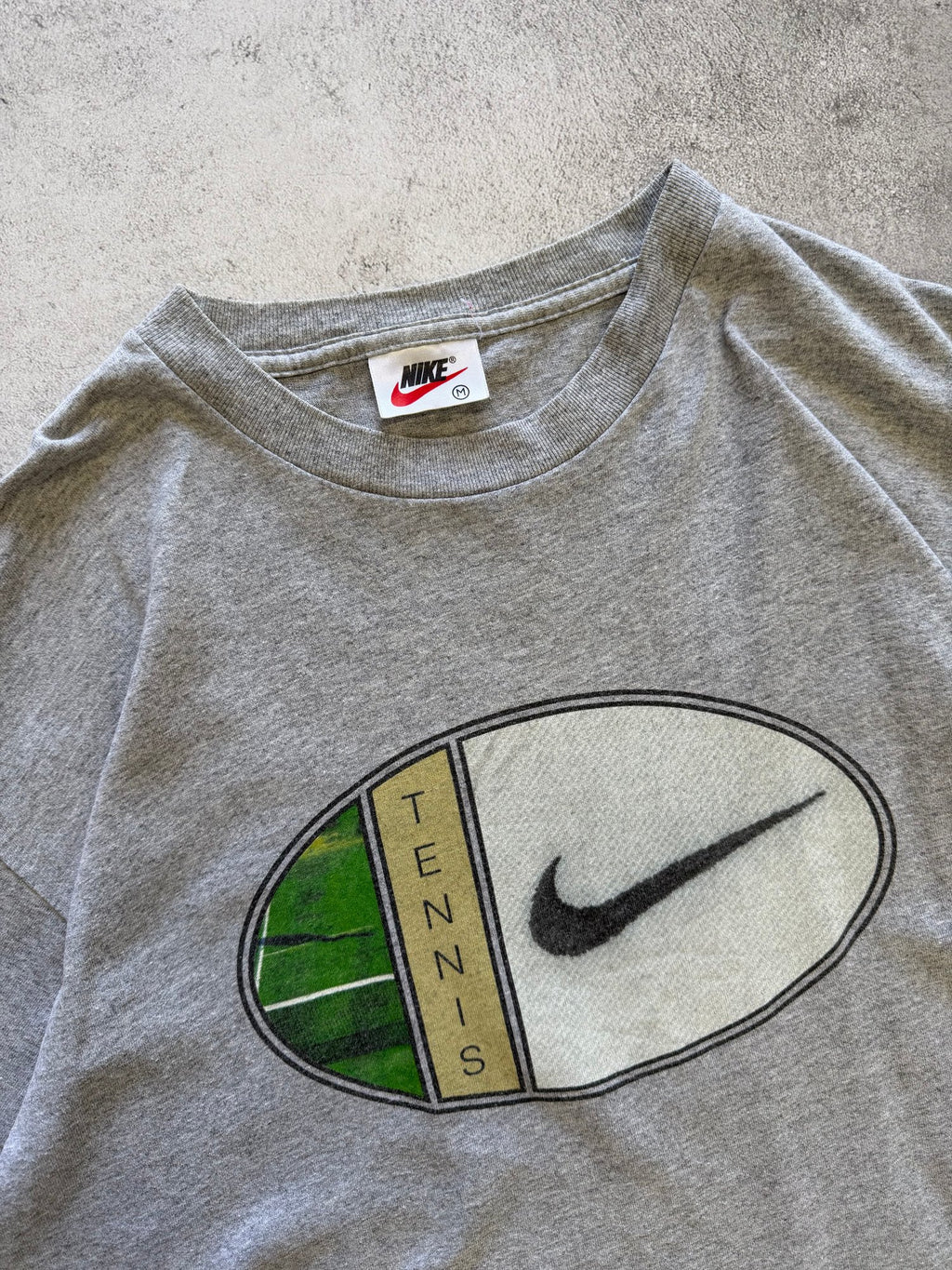Nike Tennis Graphic T-shirt - M