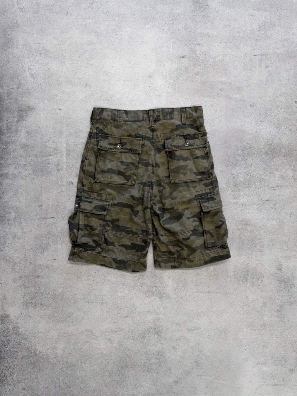 Levi's Camo Cargo Shorts - W34