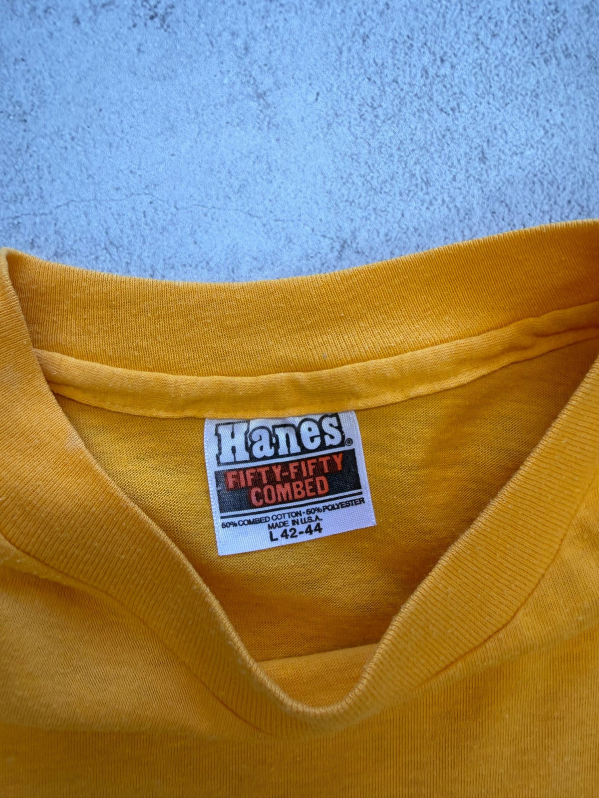 Vintage 1982 Hanes Manhattan Beach T-Shirt - M