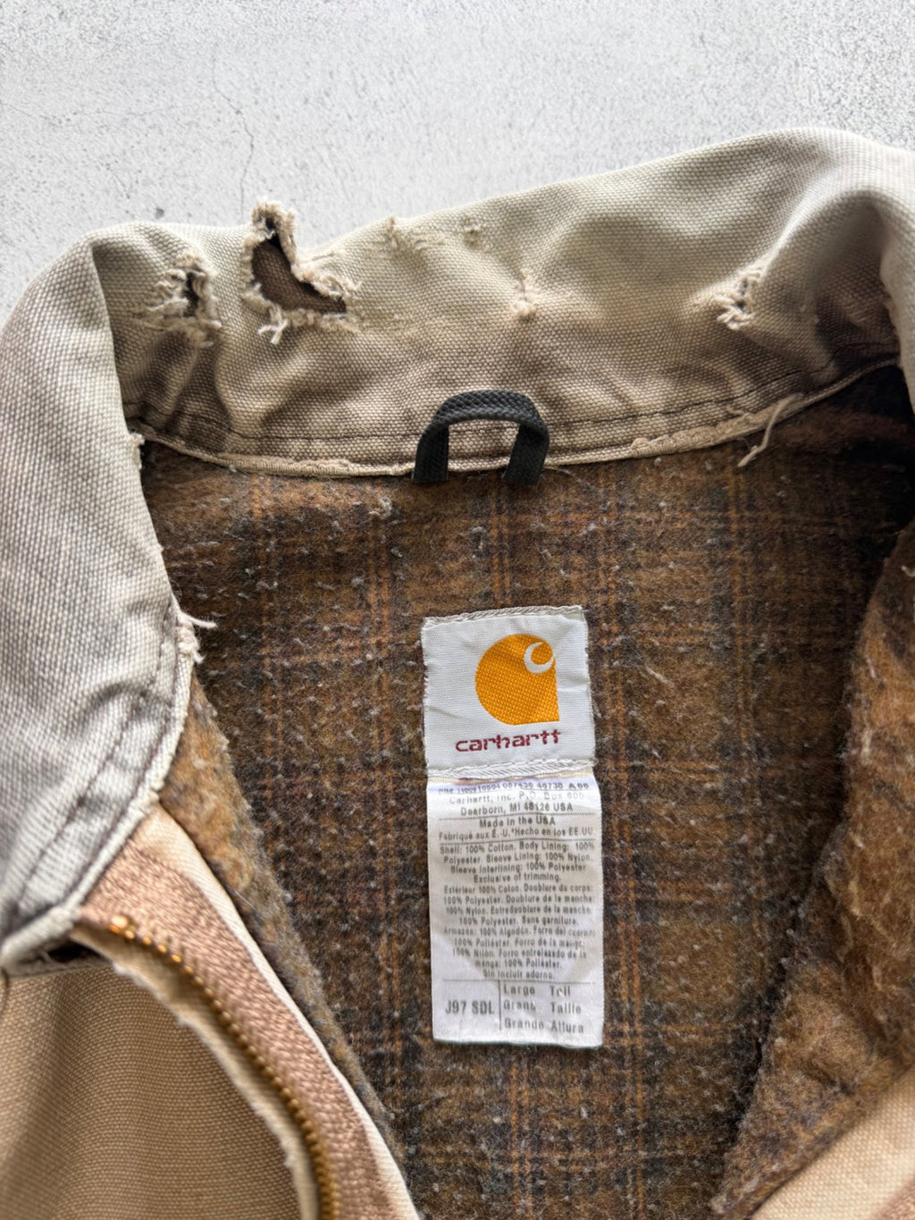 Vintage Beige Carhartt Detroit Jacket - L