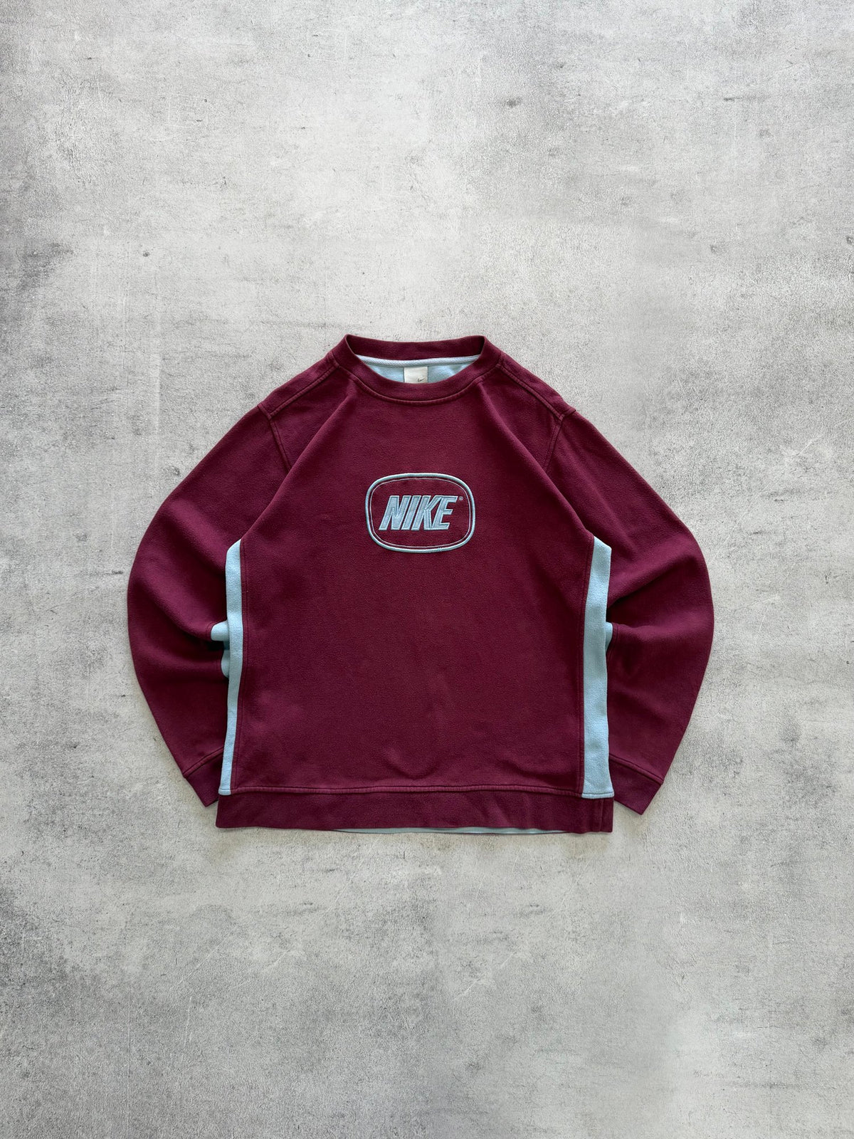 Vintage Nike Sweatshirt - M