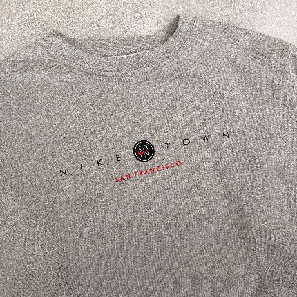 Nike Town Sweatshirt - L