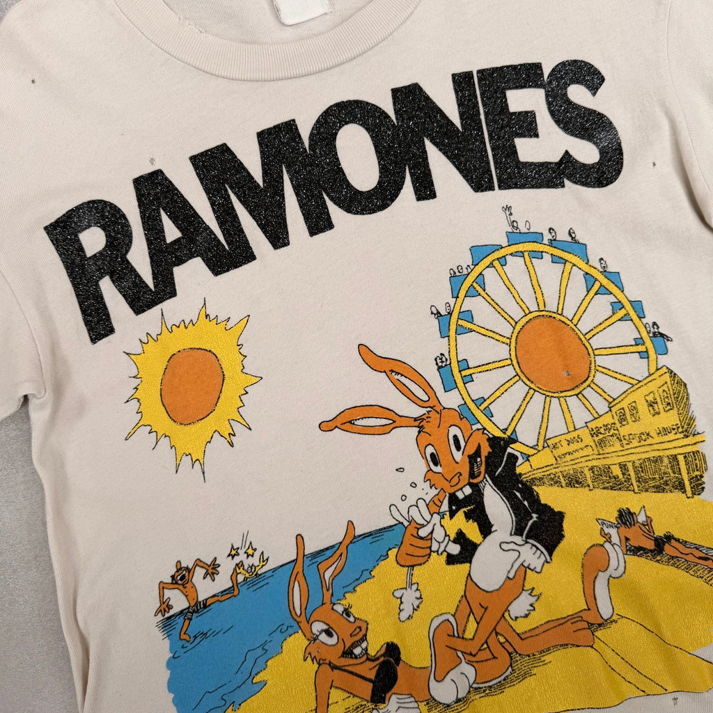 Ramones Rockaway Beach T-shirt - S