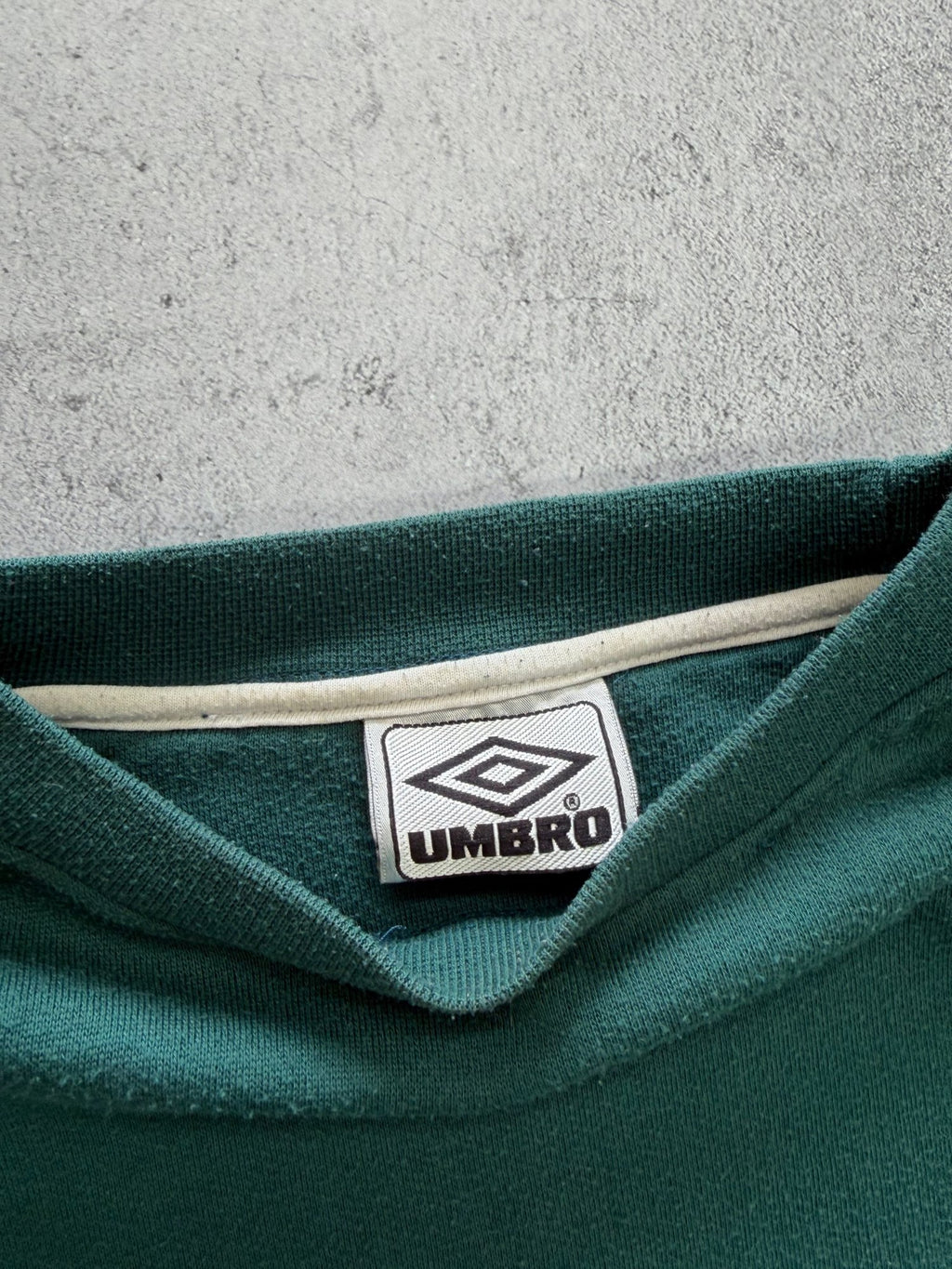 Vintage Umbro Green Sweatshirt - S