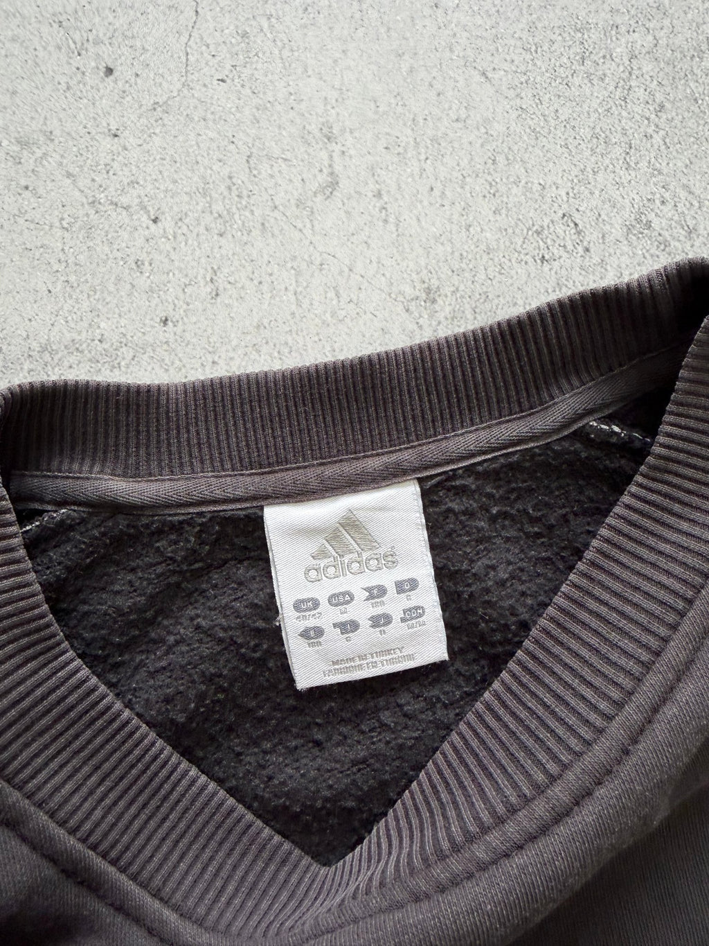 Vintage Adidas Logo Sweatshirt - M