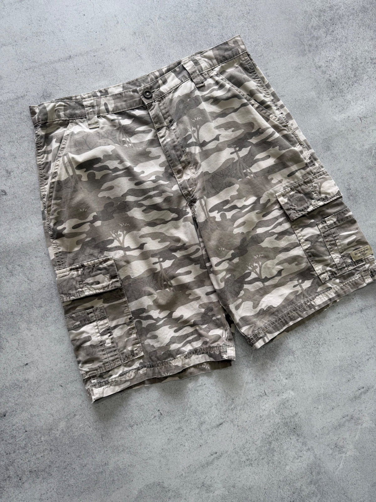 Wrangler Camouflage Cargo Shorts - W34